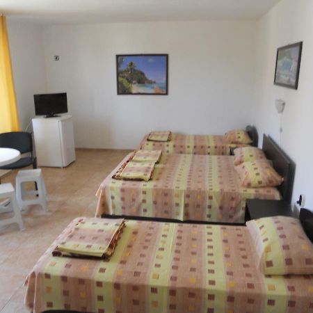 Guest House "Tania" Achtopol Exteriér fotografie