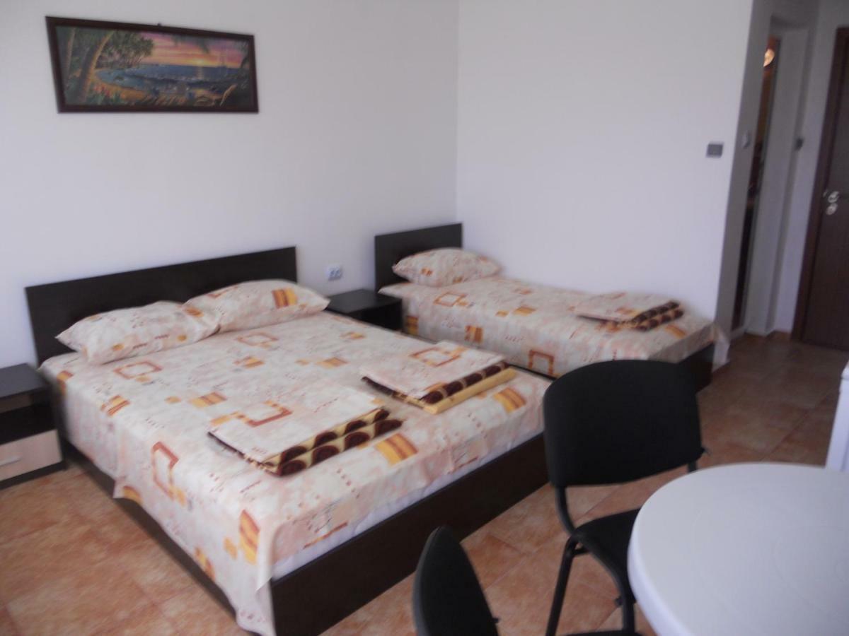 Guest House "Tania" Achtopol Exteriér fotografie